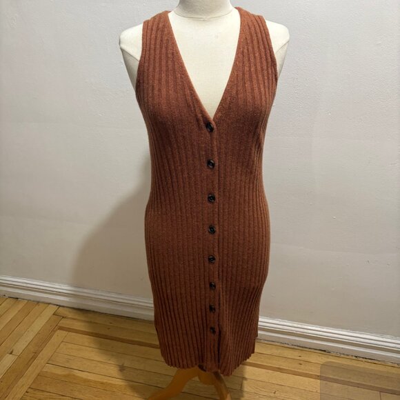 Madewell midi button front V-neck tank ribbed sweater dress in pumpkin - Picture 4 of 10